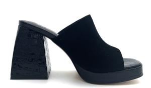 China Comfortable Block Heeled Mules in Modest Crocodile Textured Vegan Leather factory