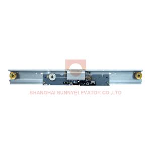 China JJ 600-1200mm Mitsubishi Type Lift Landing Door Device 2 Panels Center Opening factory