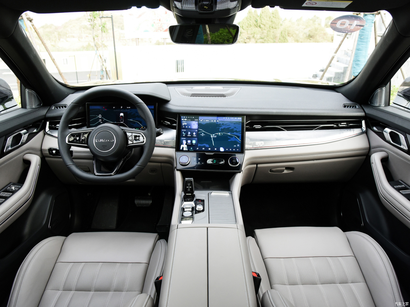 2023 Geely Lynkco 09 EM-P PHEV Petrol electric hybrid suv at with and pure electric cruising range of 150km