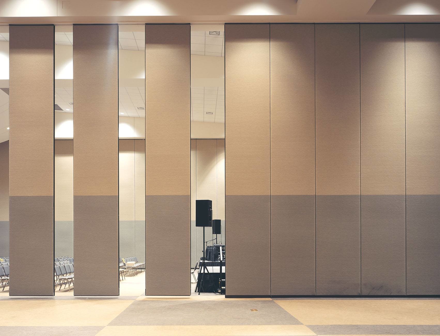 500 Width Sound Proof Partitions Folding MDF Partition Moving Wall With Aluminum Frame