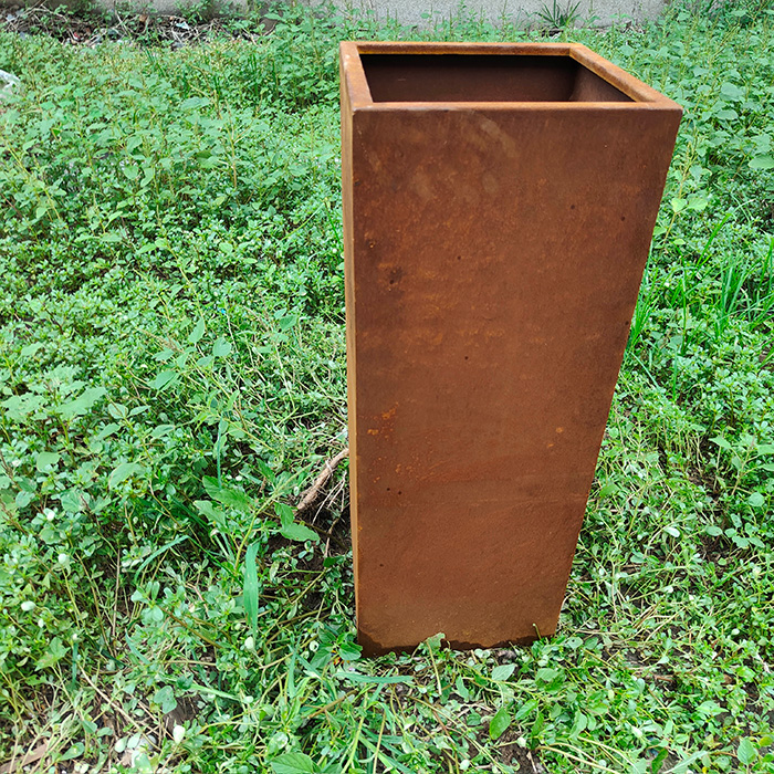 tall outdoor flower pots