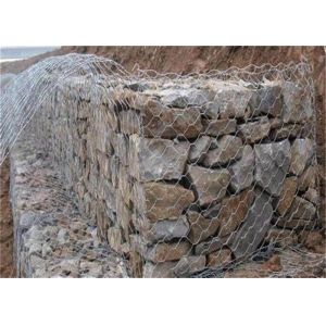 Hexagonal Hole Length 200m 5/8'' Gabion Wire Mesh