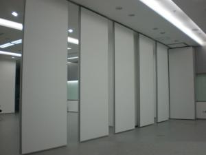 China Commercial Sliding Conference Room Dividers MDF Board + Aluminium Material factory