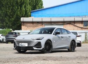 China Competitive Export Import Changan UNI-V Luxury High Speed Gasoline Sedan New Car factory