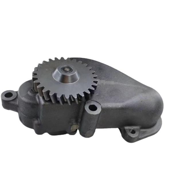 Standard Size Oil Pump for Cummins QST30 Engine Spare Parts in Retail Building