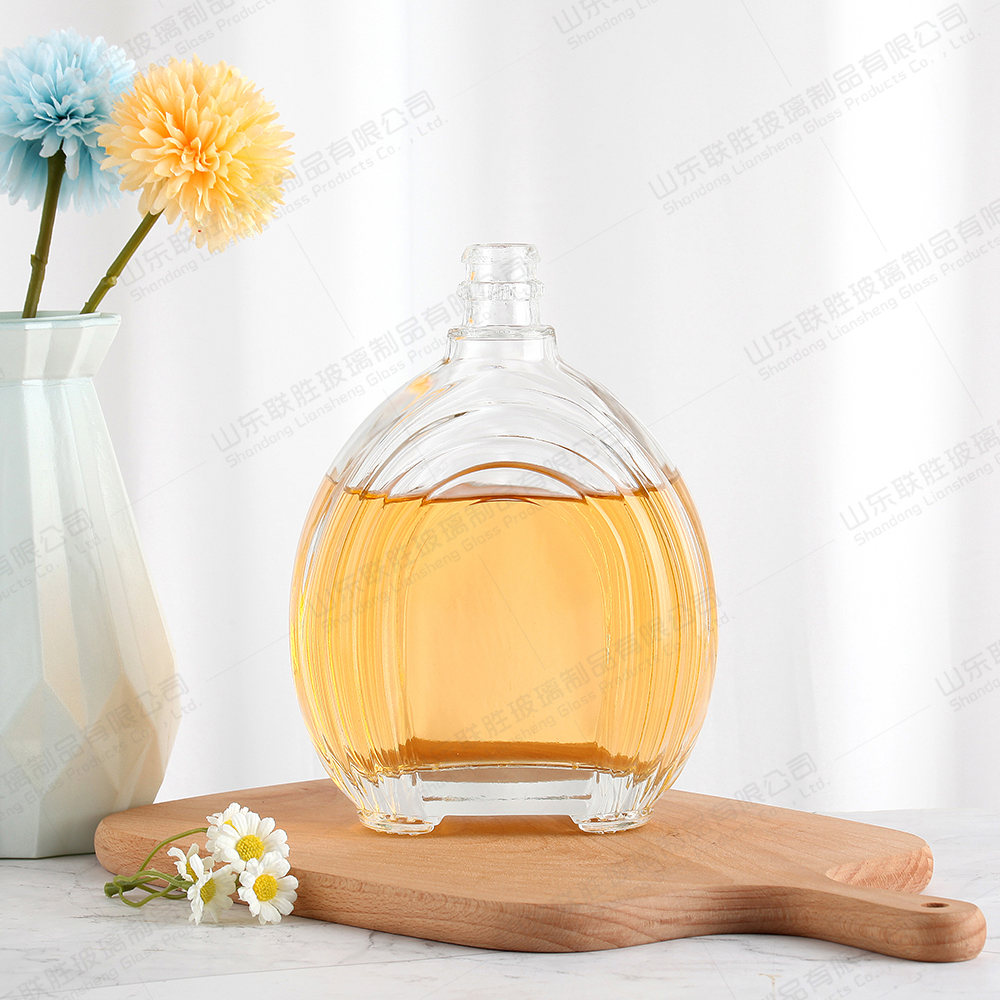 750ml Clear Glass Wine Bottle With Metal Cap Custom Size Accepted for Tequila and Wine