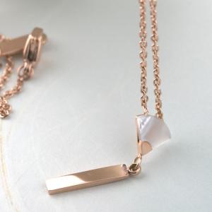 China Fashion Necklace Stainless Steel Jewelry Pendant Shell Necklace, Scallop shell necklace, sector or fan-shaped necklace factory
