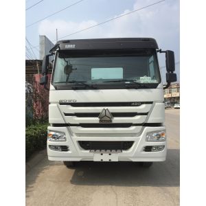 White Sinotruk Howo Series Prime Mover Truck International Zz4257s3241 400L