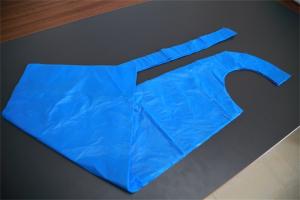 China Waterproof LDPE Blue Disposable Aprons For Medical / Food Industry Protection factory
