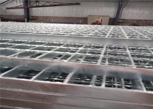 China Carbon Steel S235JR Painting or galvanized Serrated Steel Grating factory