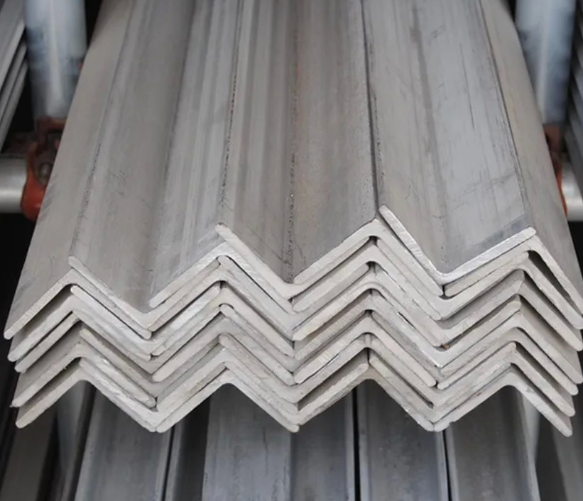 S32305 Stainless Steel Slotted Angle No.1 Surface For Petroleum