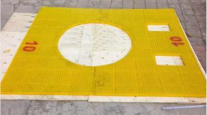 China Customized Rotary Table Anti-Slip Mat Size 2100X1600 MM Material PU Yellow Colour With Steel Nails factory