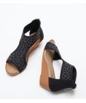 BS164 Sandals Female Pressure Drill New Summer European And American Thick-Soled