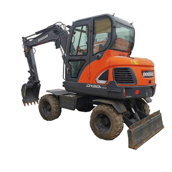 DOOSAN DX60W Excavator Affordable and Energy-Saving for Crushing Used Hand