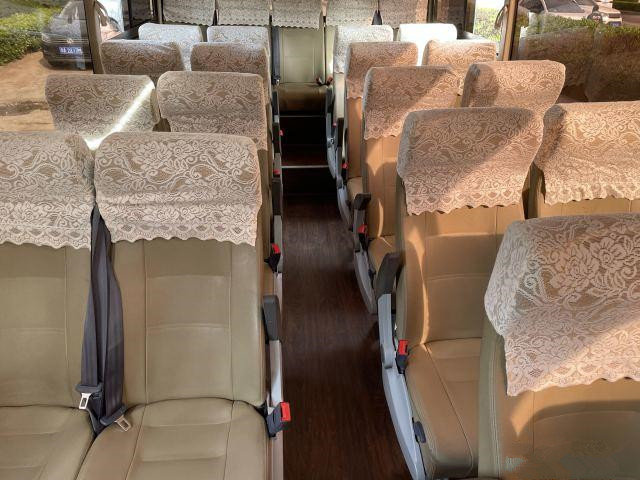 2017 Year 28 Seats Used Coach Bus with Yutong ZK6729 Diesel Engine for Tourism Travel
