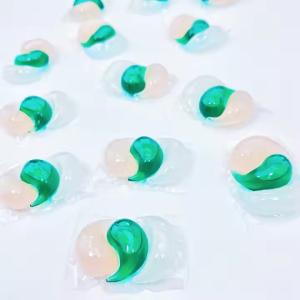 China High Efficiency Eco-Friendly OEM / ODM Laundry Detergent Capsules factory
