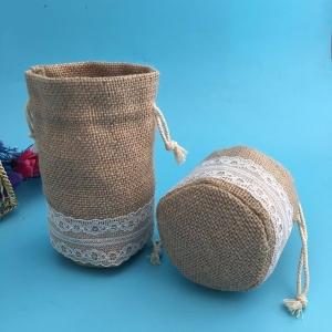 China Wedding Round Jute Sling Bag With Lace , 8 * 10cm Mini Drawstring Pouch factory