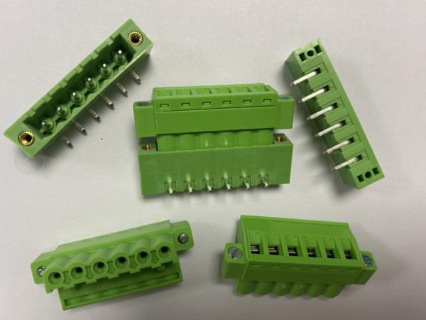 China 5.08MM 6 Pin Terminal Block Connector XK2EDGKM PA66 6 Pin Screw Terminal factory