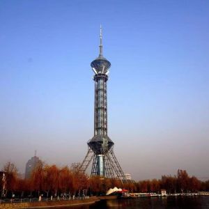 China 用于通信和电信应用的35m 40m镀锌钢管单极电信塔 factory