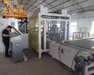 China High Capacity Wet Cast Concrete Machinery Road Edge Stone Making Machine factory