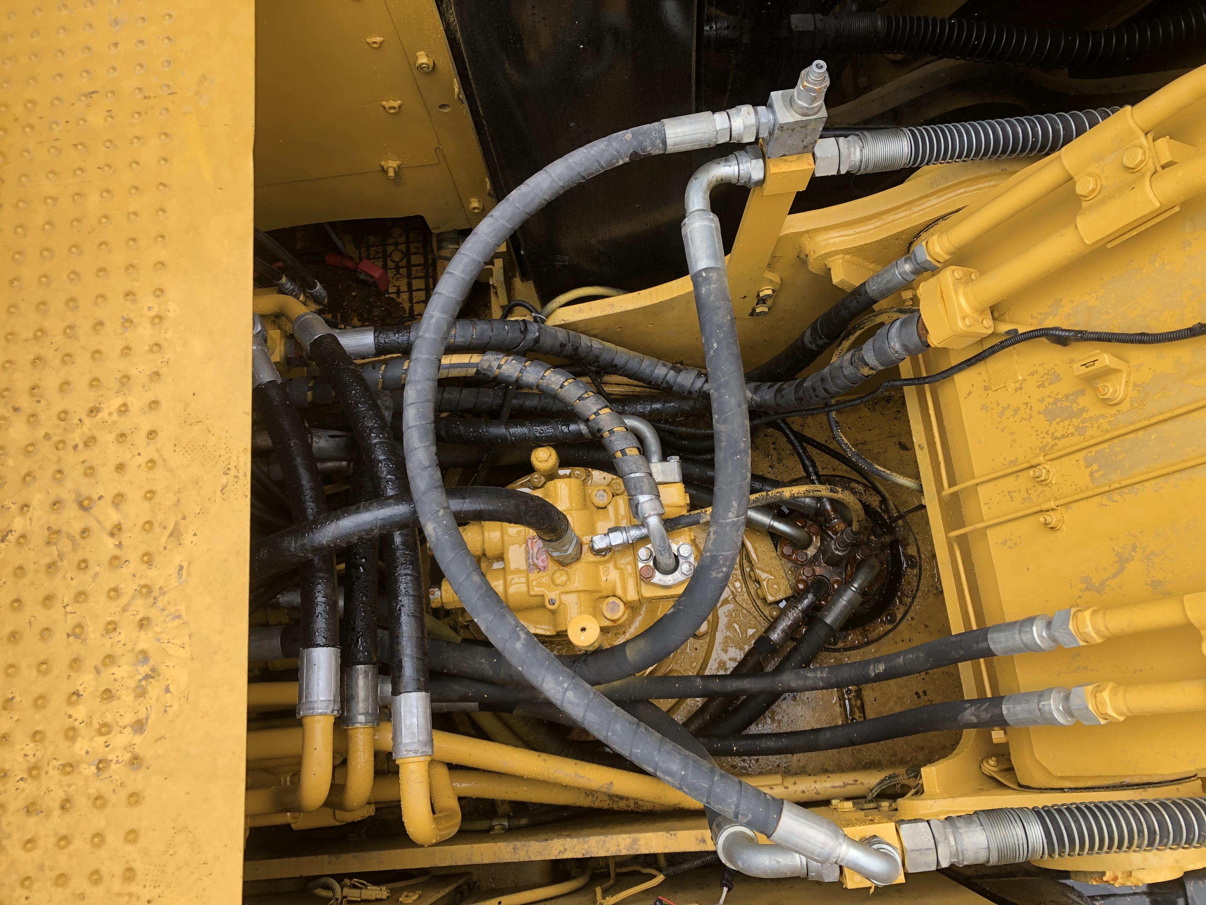 Japan Original Caterpillar 320D Second Hand Excavator Advanced Automation Functions