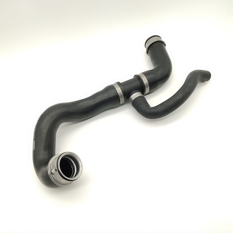 Sqcs Radiator Coolant Hose 2115014682 for Mercedes CLS-CLASS C219 E-CLASS W221 S350