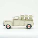OEM Exquisite Metal Car Ornaments Iron Metal Home Decoration