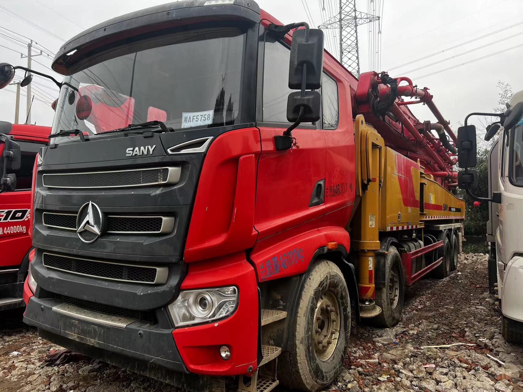 2020year 60m Used Concrete Pump Truck With Retractable Arm Segments