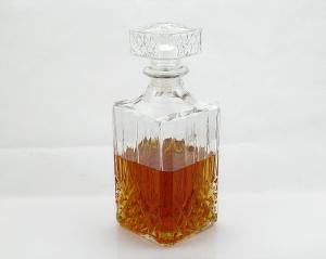 China fancy empty clear whiskey wine glass bottle factory