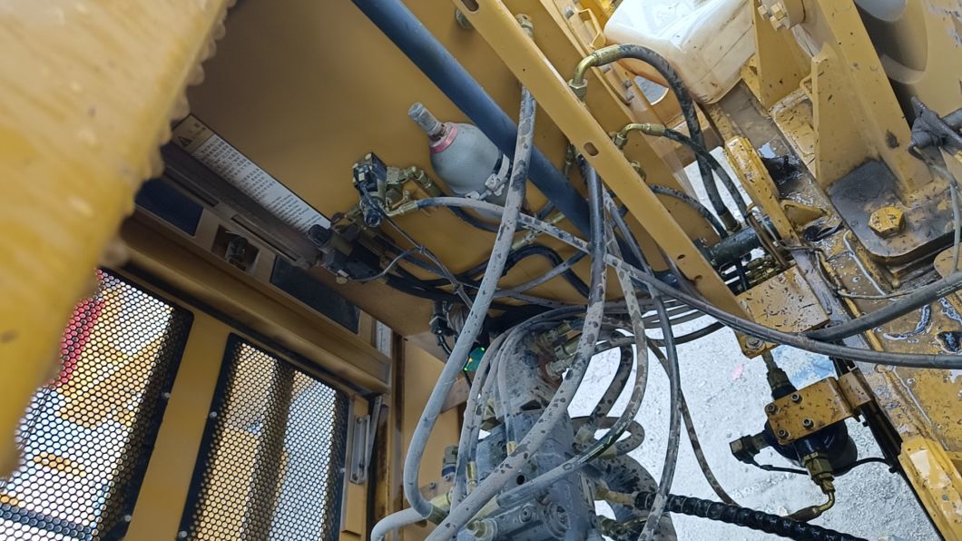 The Used Xg 100 Ton Crawler Crane Is Sold at an Affordable Price