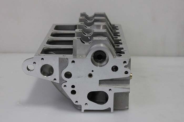Aluminum VW Diesel Engine Cylinder Head Assembly OE Number 1118995