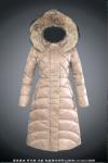 Top wholesale moncler women down coats with big raccoon fur