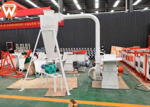 China Small Farm Hammer Mill Animal Feed Crusher Feed Grinder Equipment 200 - 500kg/H Capacity factory
