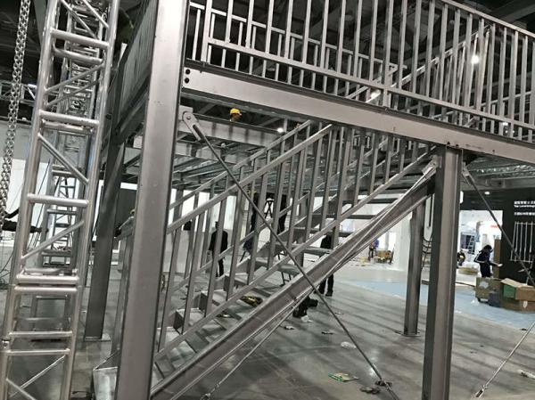 High Strength Metal Steel Structure Building Platform Luminate Glass Exterior