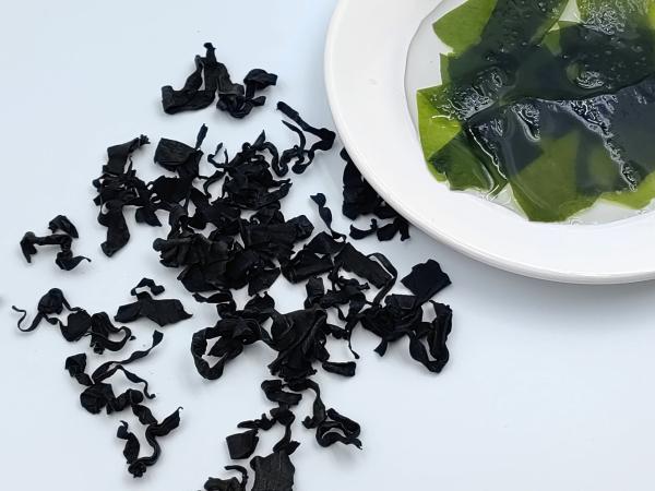 Discover the Secret to Flavorful Meals: Soft Wakame, Bright Green & Ready for