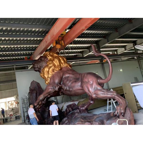 China Custom Large-Scale Lion Fiberglass Sculptures - Public Art Spaces, Garden Landscapes, Zoos, Shopping Malls, Plaza Installation Art factory