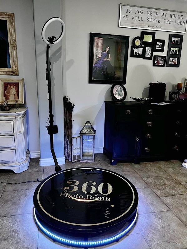 Automatic 360 Photo Booth Machine Slow Motion Rotating Selfie Platform