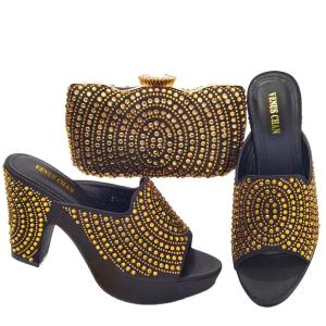 China Turkey or Dubai Ladies Hand Bags and Shoes Set in Italian Leather with 9.5CM Heel High factory