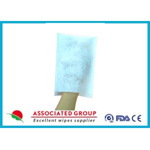 China 100% Polyester Needlepunch Dry Body Cleaning Gloves 75GSM Ultrasonic Bonded on sale