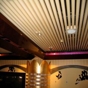 China Aluminum Metal Tubular Baffle Ceiling Tiles Easy To Install factory