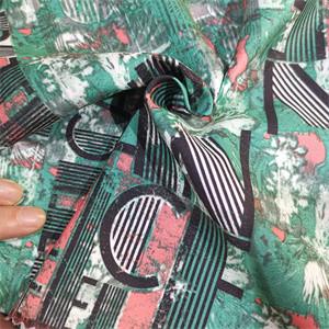 China 150cm Patterned Sublimation Printed Fabric 115gsm Floral Polyester factory