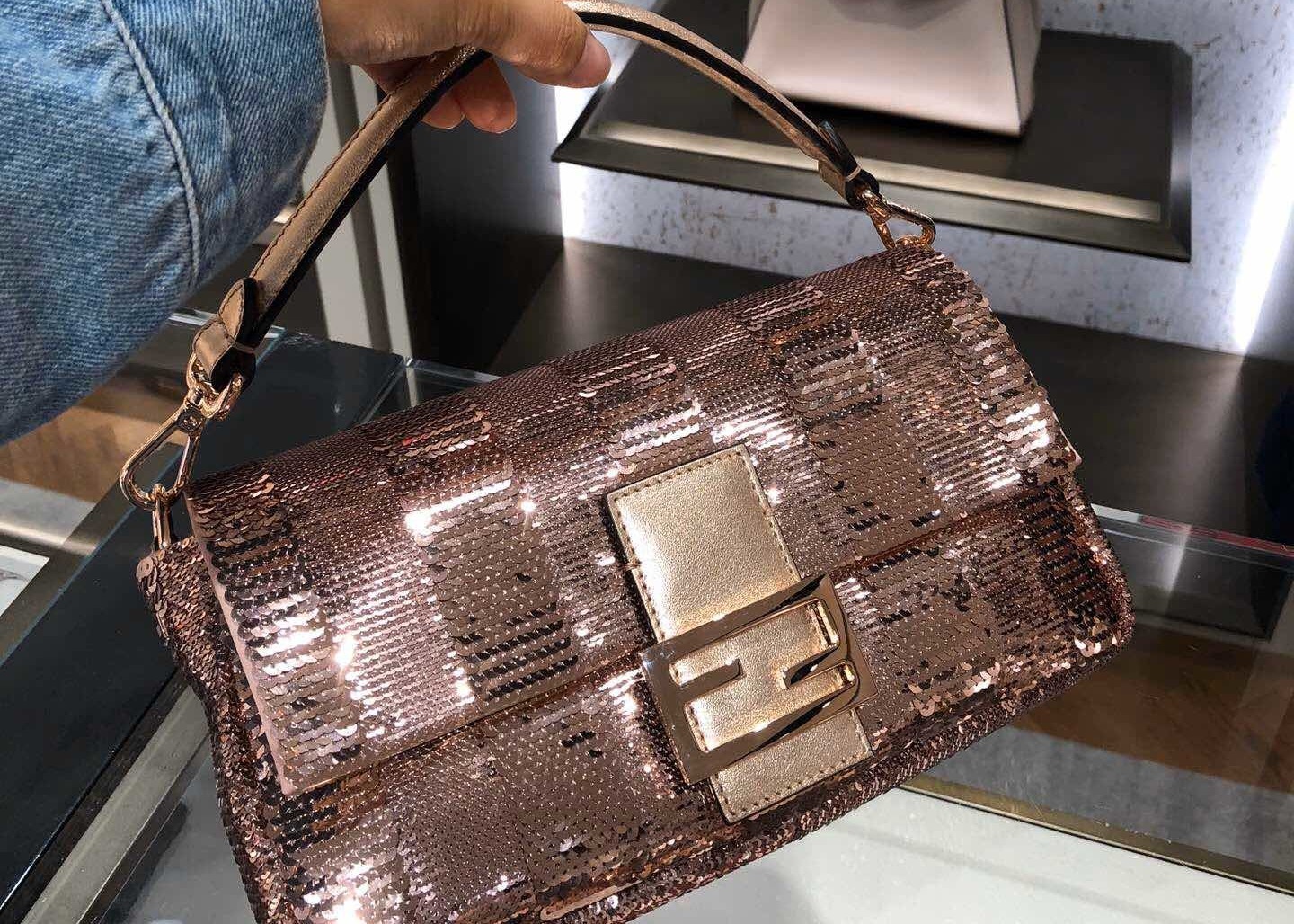 Rose Bead Piece Decoration Bling Bag Unique Shine Cross-Body Bag Baguette Bag