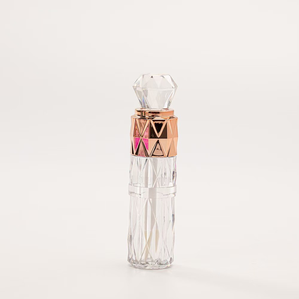 Unique design, diamond pattern plastic lip glaze tube with many colors