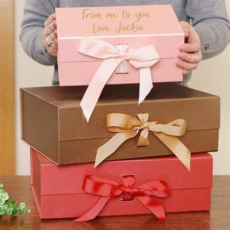 Magnetic Folding Box Shape Rigid Cardboard Gift Packaging with Ribbon Closure