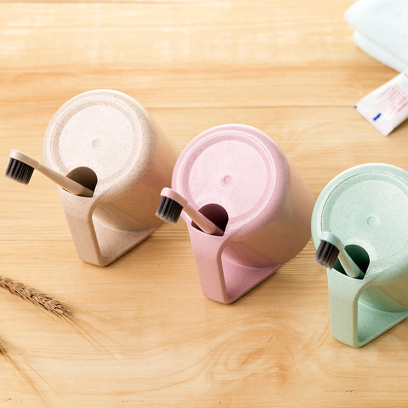 environmental wheat straw toothbrushing cup and brush set 10*8cm material is wheat straw with pp