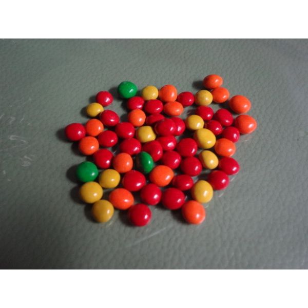 China Safety Health Joys Mini Chocolate Beans Abundant Nutrition HACCP Certification factory