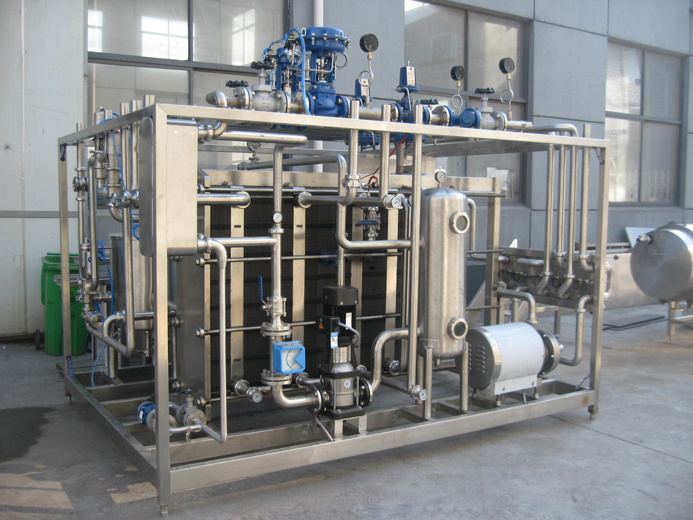 China Full Automatic Milk Pasteurizer Machine With High Temperature factory