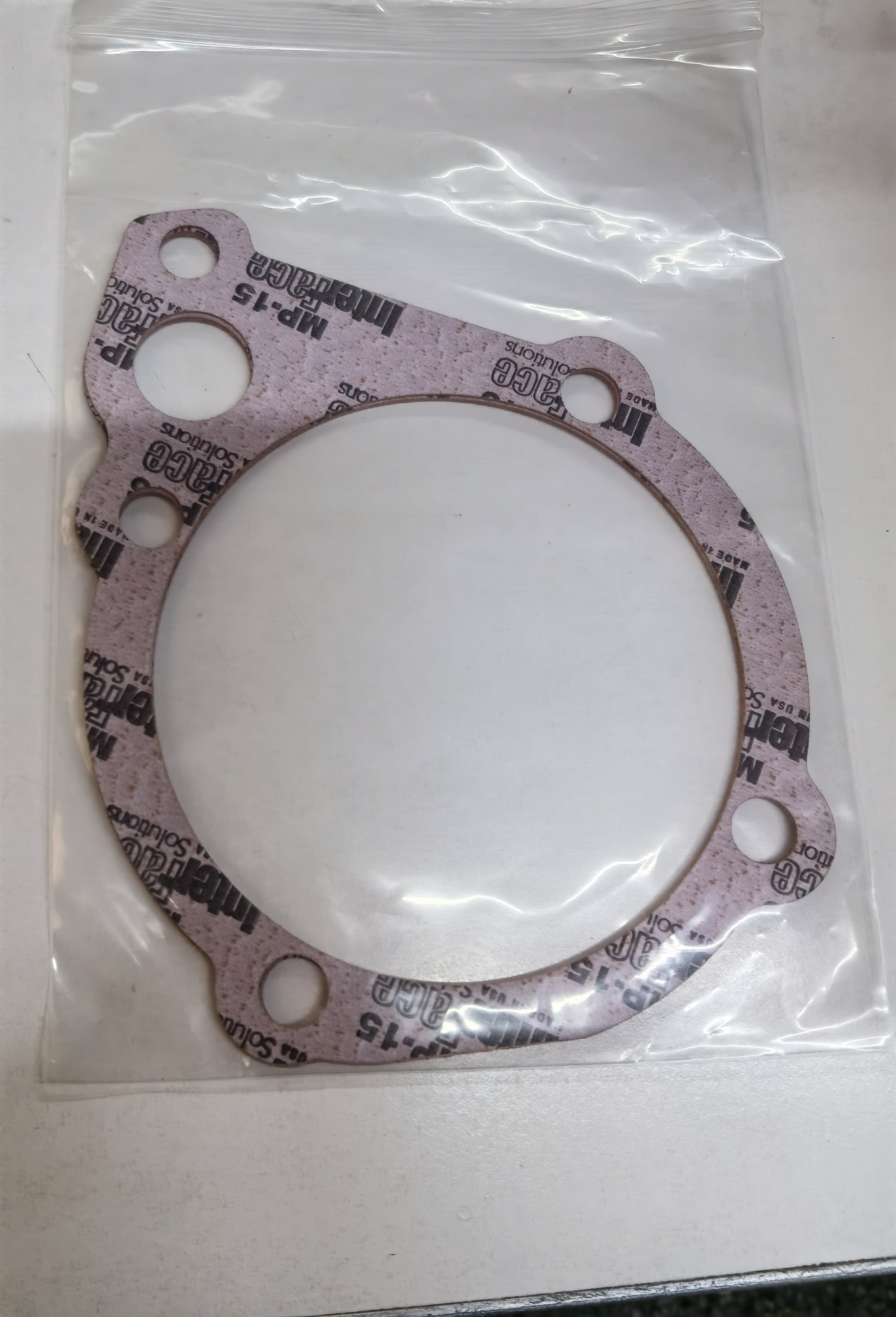 6D16 Japanese Oil Pump ME074345 48T For Korean Hyundai Machines 215-7