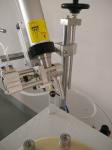 Floor Stand Automatic Glue Dispenser Round Glue Dispensing System 200W For LED