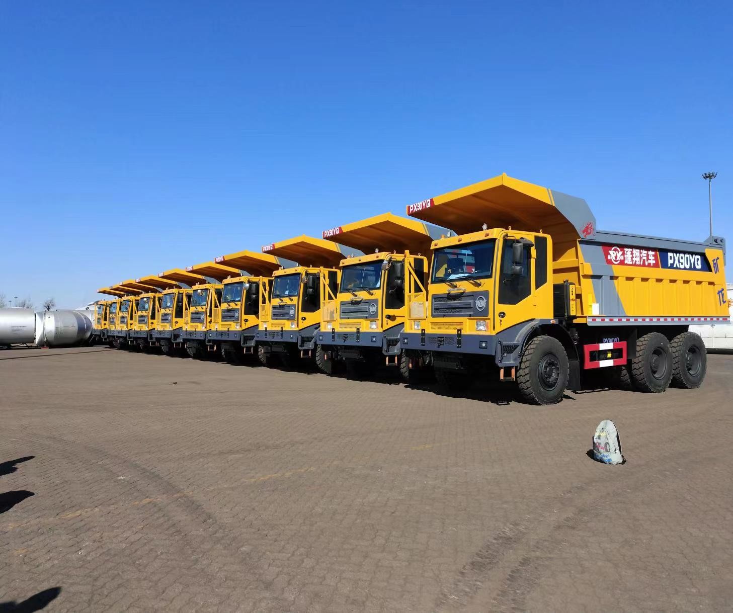 Mining Dump Truck PX95 FAST Gearbox Weichai Engine 530hp 6×6 Full Drive Reversible Wide-Body Offset Cab